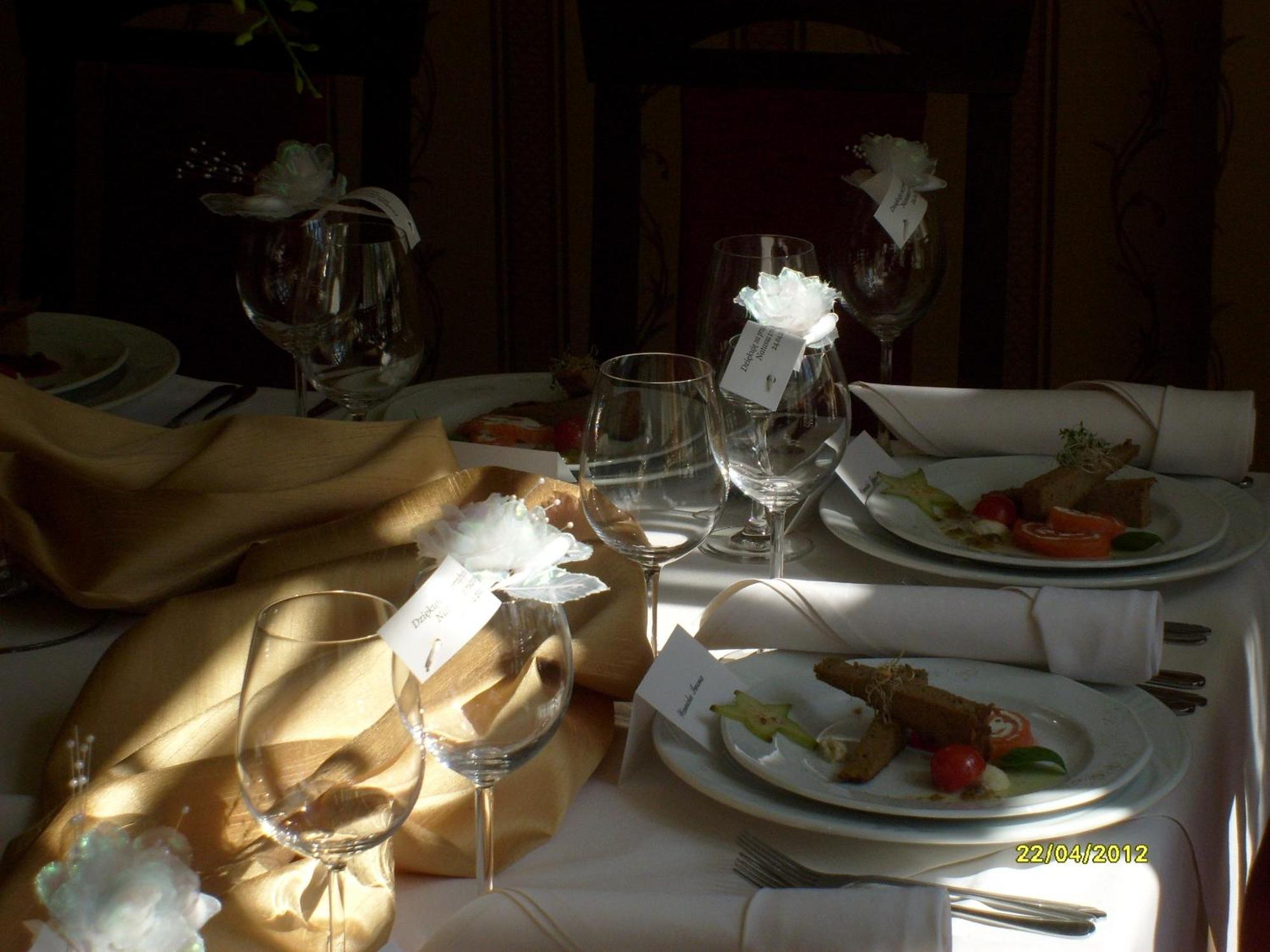 Pensjonat - Restauracja Zolty Domek Щецинек Экстерьер фото